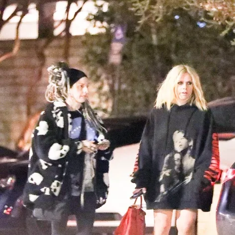 Avril Lavigne si vzala večeru z reštaurácie NOBU v Los Angeles