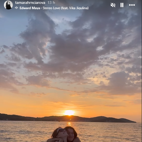 Adriána Brnčalová a Tamara Hrnčiarová na dovolenke