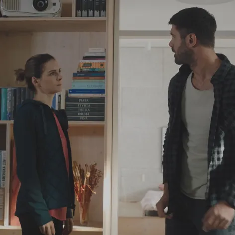 Laura sa po rokoch rozišla s priateľom Tomášom.