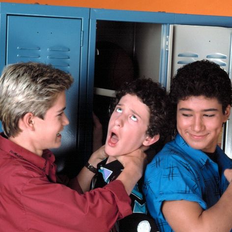 Dustin Diamond (na fotke druhý sprava)