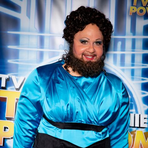 Dárius Koči ako Kealy Settle z filmu The Greatest Showman.