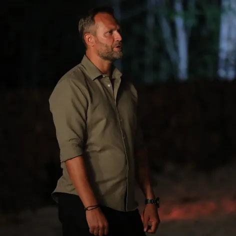Survivor v 25. epizóde opúšťa Kristian.