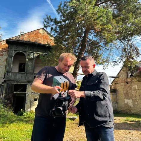 Mirek Vaňura a kameraman projektu Kamil Meluzín
