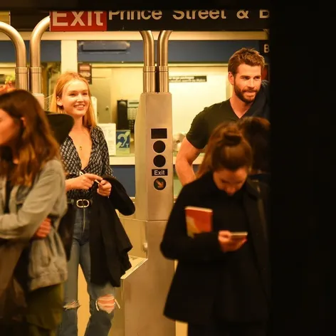 Liam Hemsworth a Maddison Brown