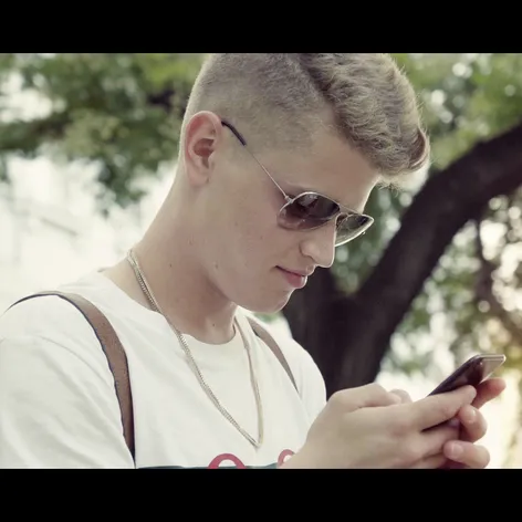 Oliver Oswald v novom videoklipe producenta Marka Danna