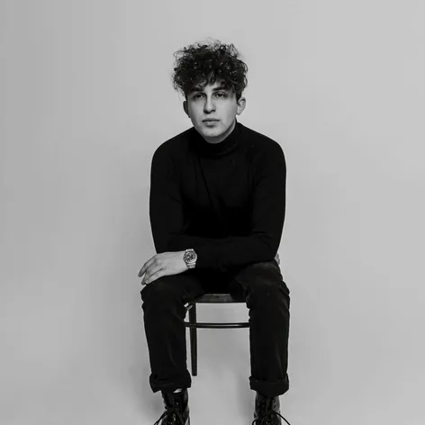 The Curly Simon