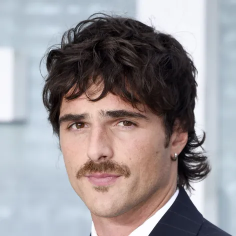 Jacob Elordi na premiére svojho filmu The Dog Stars