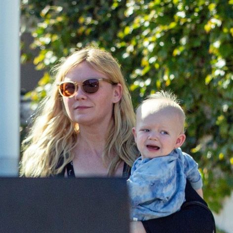 Kirsten Dunst so synčekom.