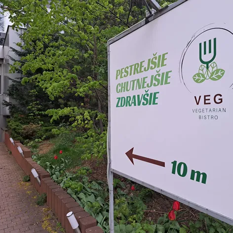 Na večeri s Jánom Tribulom vo vegetariánskej reštaurácii VEG