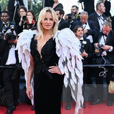 Prehliadka rób Adriany Sklenaříkovej na festivale v Cannes.
