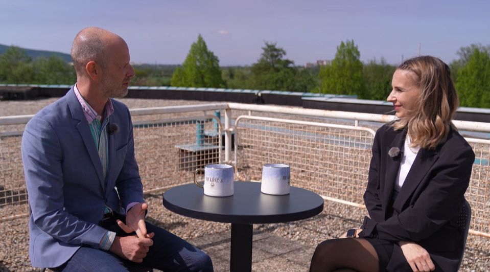 Na káve s Danom Očenášom