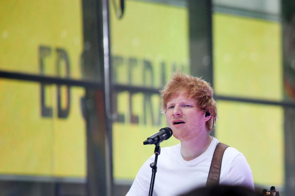 Ed Sheeran prehovoril. 