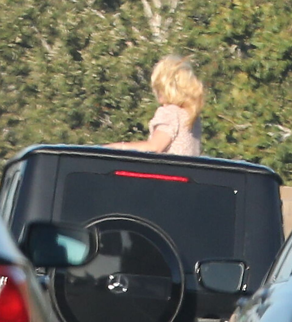 Britney Spears vyklonená z auta