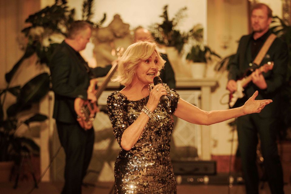 Helena Vondráčková vo filme Šviháci