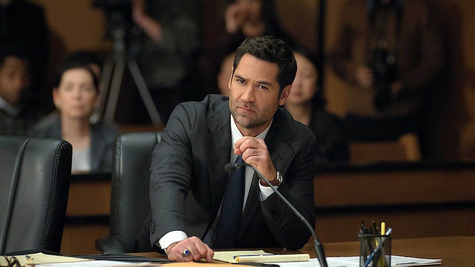 Manuel Garcia-Rulfo v seriáli The Lincoln Lawyer.
