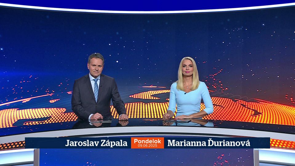 Jaroslav Zápala a Marianna Ďurianová v relácii Televízne noviny