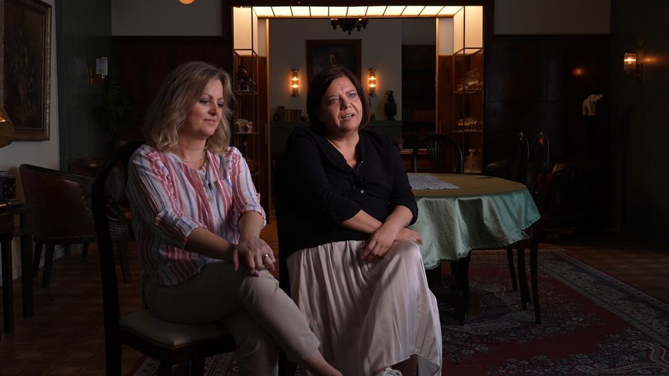 Evita Twardzik a Alexandra Dubovská v „making of“ epizóde Dunaj, k vašim službám