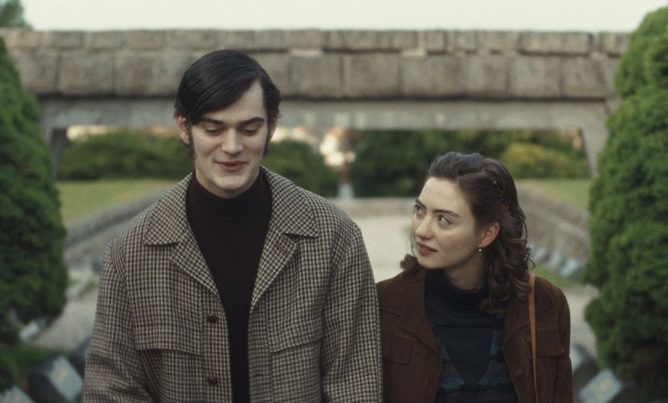 Josef Trojan a Tereza Smetanová vo filme Nepela