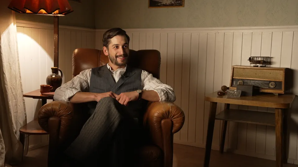 Jakub Jablonský v „making of“ epizóde Dunaj, k vašim službám