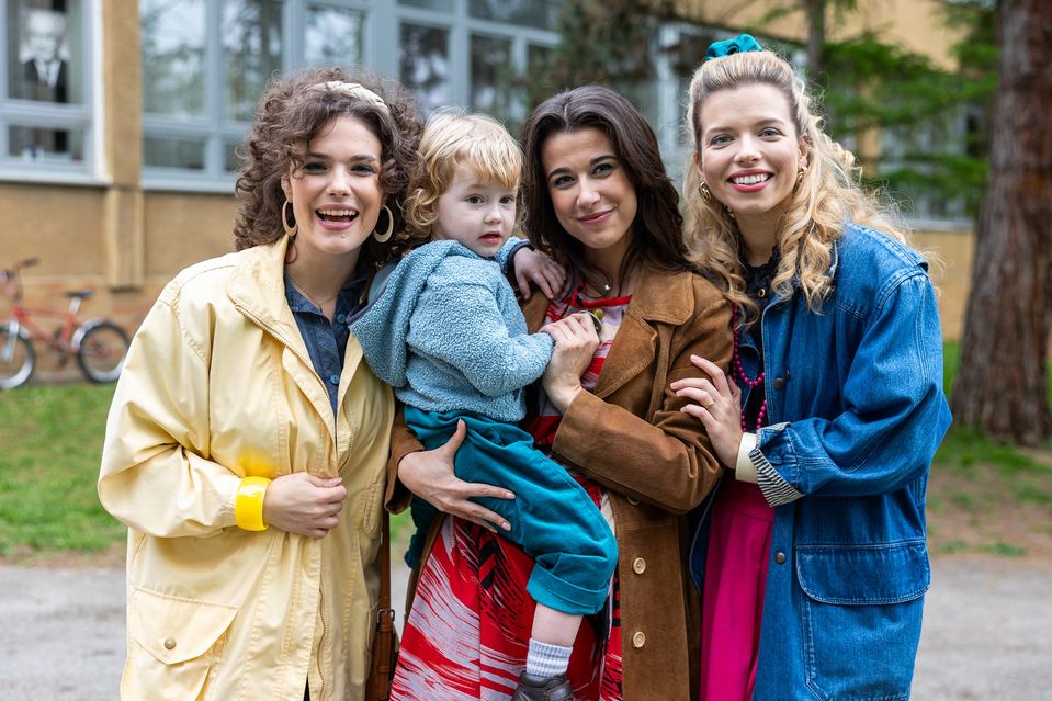 Paula Lopatovská, Adriána Brnčalová a Kristtína Sisková v seriáli Sľub