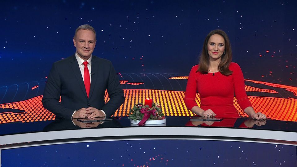 Patrik Švajda a Lenka Vavrinčíková v relácii Televízne noviny