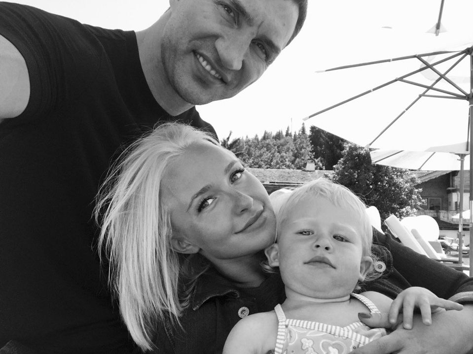 Hayden Panettiere s bývalým snúbencom Vladimirom Kličkom. Majú spoločnú dcérku.