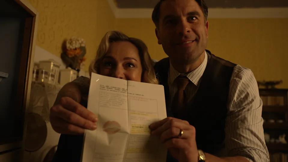 Monika Hilmerová a Ján Dobrík v „making of“ epizóde Dunaj, k vašim službám