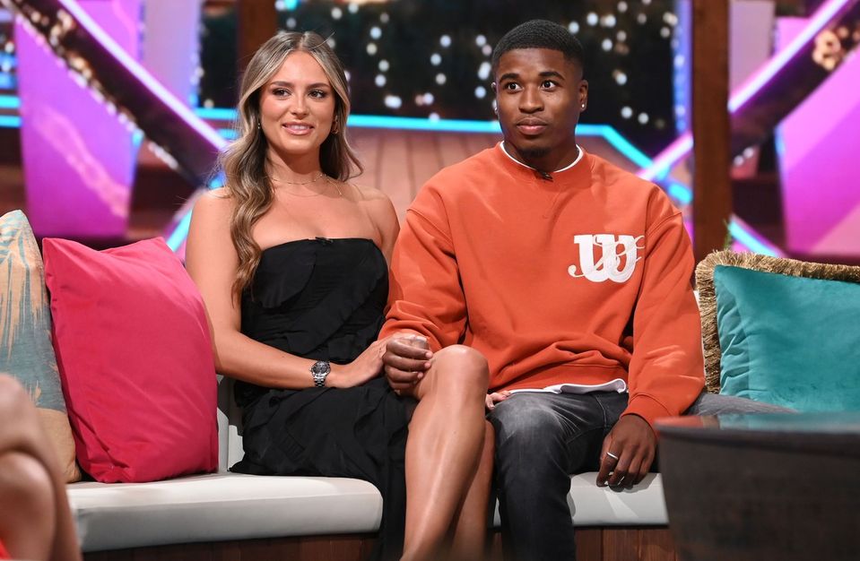 Leah Taylor a Montel McKenzie z britského Love Islandu.