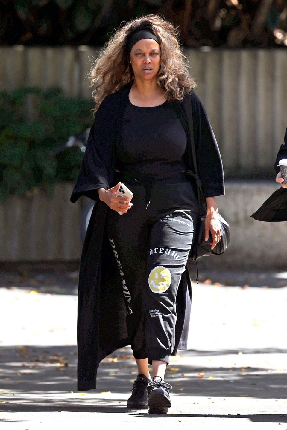 Modelka Tyra Banks v uliciach Sydney.