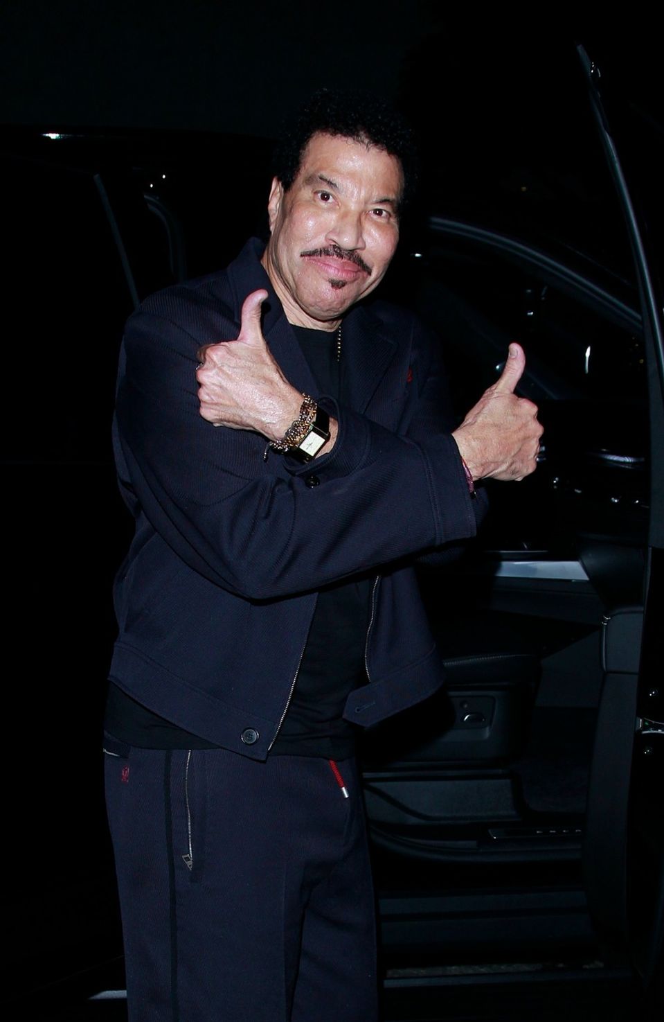 Lionel Richie opäť zažíva problémy so srdcom. 