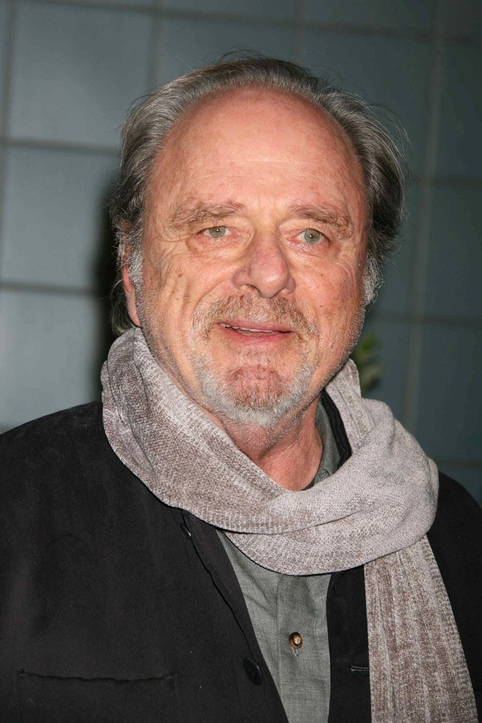 Harris Yulin 