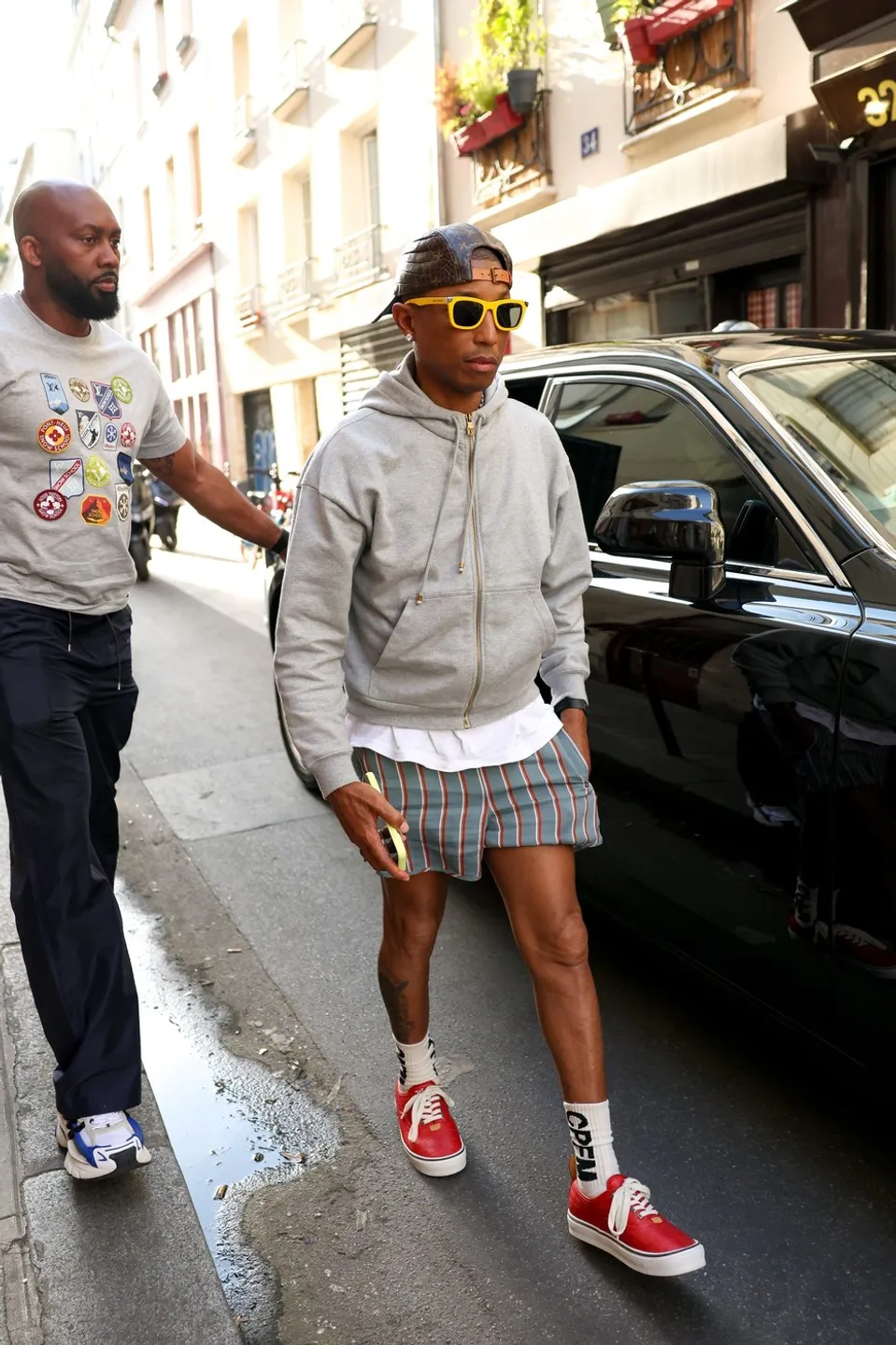 Pharrell Williams vytvoril model tenisiek, ktorý sa podobá na Vans. 
