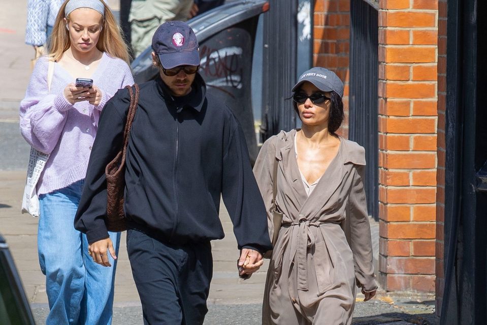 Zoë Kravitz a Harry Styles spečatili svoj vzťah novým gestom. 