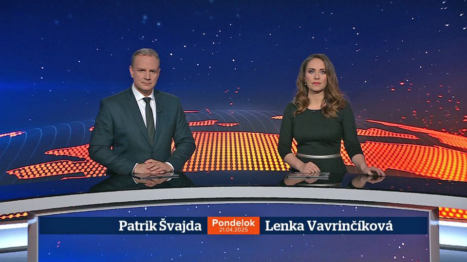 Patrik Švajda a Lenka Vavrinčíková v relácii Televízne noviny