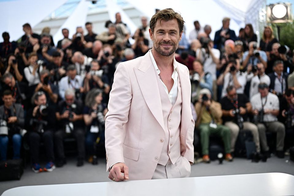 Chris Hemsworth oslavuje narodeniny.