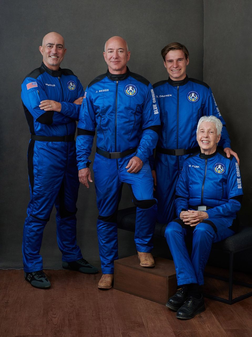 S posádkou Blue Origin pred letom do vesmíru v roku 2021.