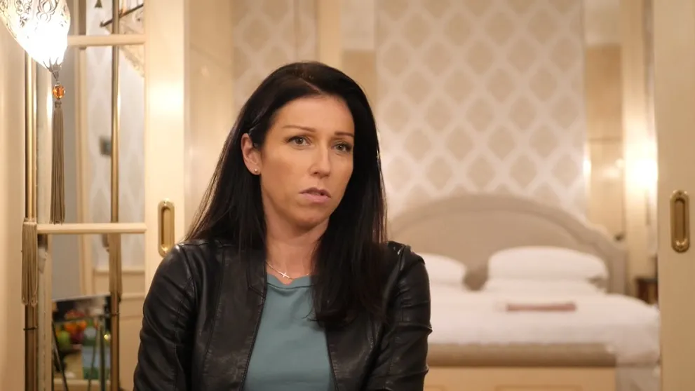 Viera je zmätená: Zobudila sa v cudzom meste s cudzím mužom!