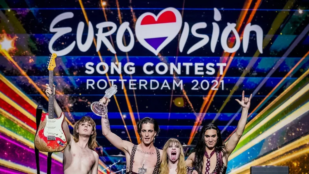 Víťazom pesničkovej súťaže Eurovízia sa stala talianska skupina Maneskin