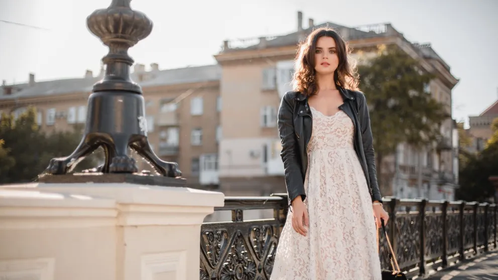 S eleganciou a pôvabom: Objavte najnovšie trendy medzi šatami
