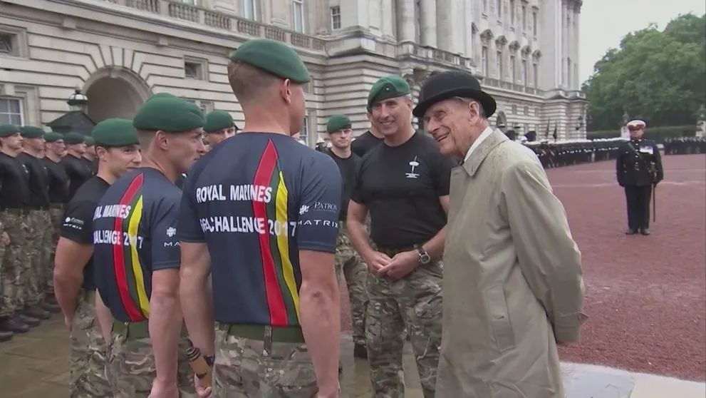 Život princa Philipa očami odborníčky na protokol a britskú kráľovskú rodinu