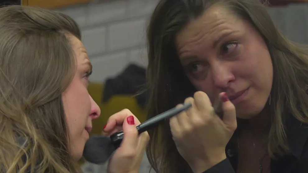 Nešťastná Karolína skončila v slzách, zamkla sa na toalete!