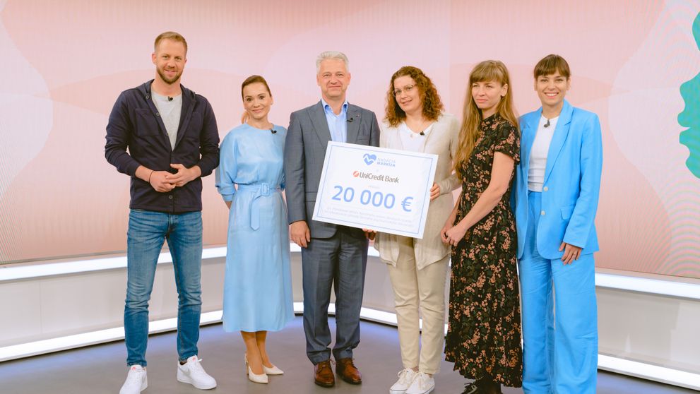 Pomáhame dobudovať záhradu pri Psychiatrickom stacionári