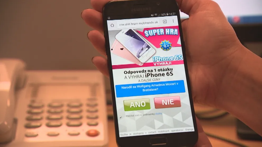 Ľudia sa sťažujú, že im do mobilu prichádzajú spoplatnené sms z rôznych súťaží
