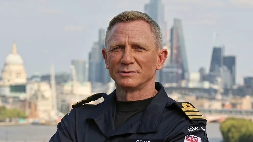 Z Daniela Craiga je skutočný James Bond: Obrovská pocta pre herca