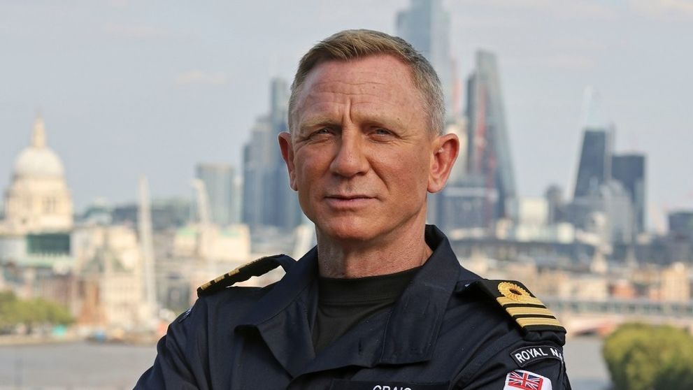 Z Daniela Craiga je skutočný James Bond: Obrovská pocta pre herca