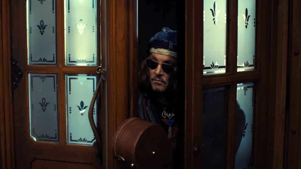 Johnny Depp pobavil Karlove Vary. Aj keď tu nebol