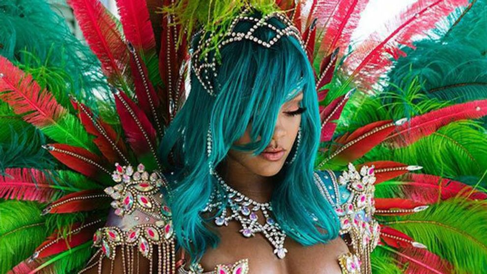 Rihanna sa poriadne odviazala. Zábery ako z filmu pre dospelých