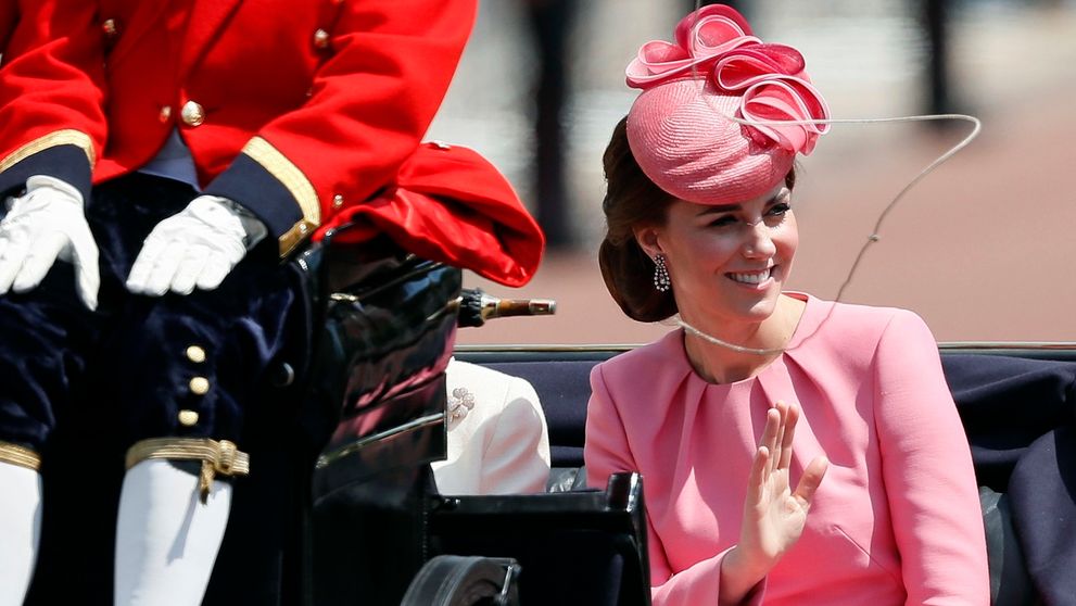 Kate Middleton bola na oslave nádherná. Pozrite sa, kto ju však úplne zatienil