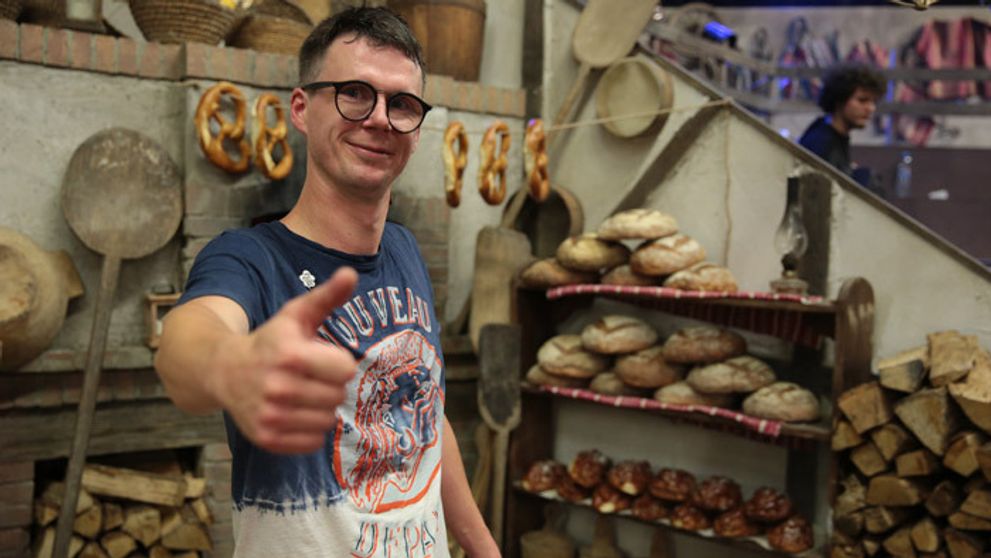 Bujaré oslavy? Omyl! Takto relaxuje nový kráľ Farmy!