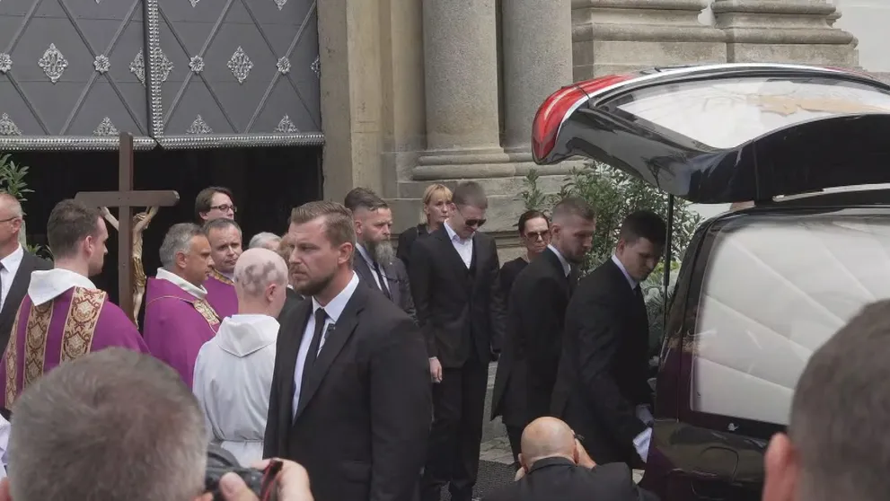 Vaša Patejdla odprevadil posledný potlesk: Bol neutíchajúci
